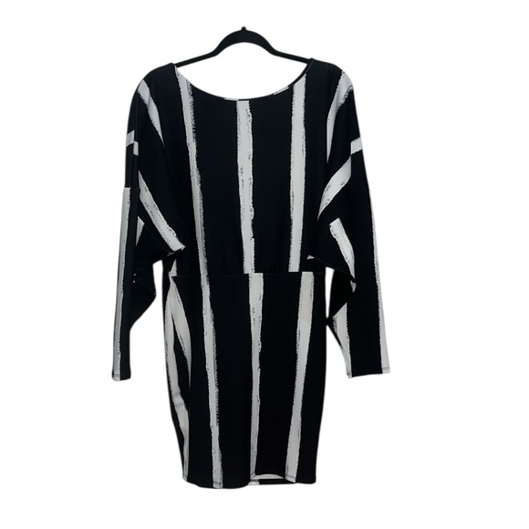ASOS black and white long sleeve open-back mini dress Size 8 - Picture 2 of 9